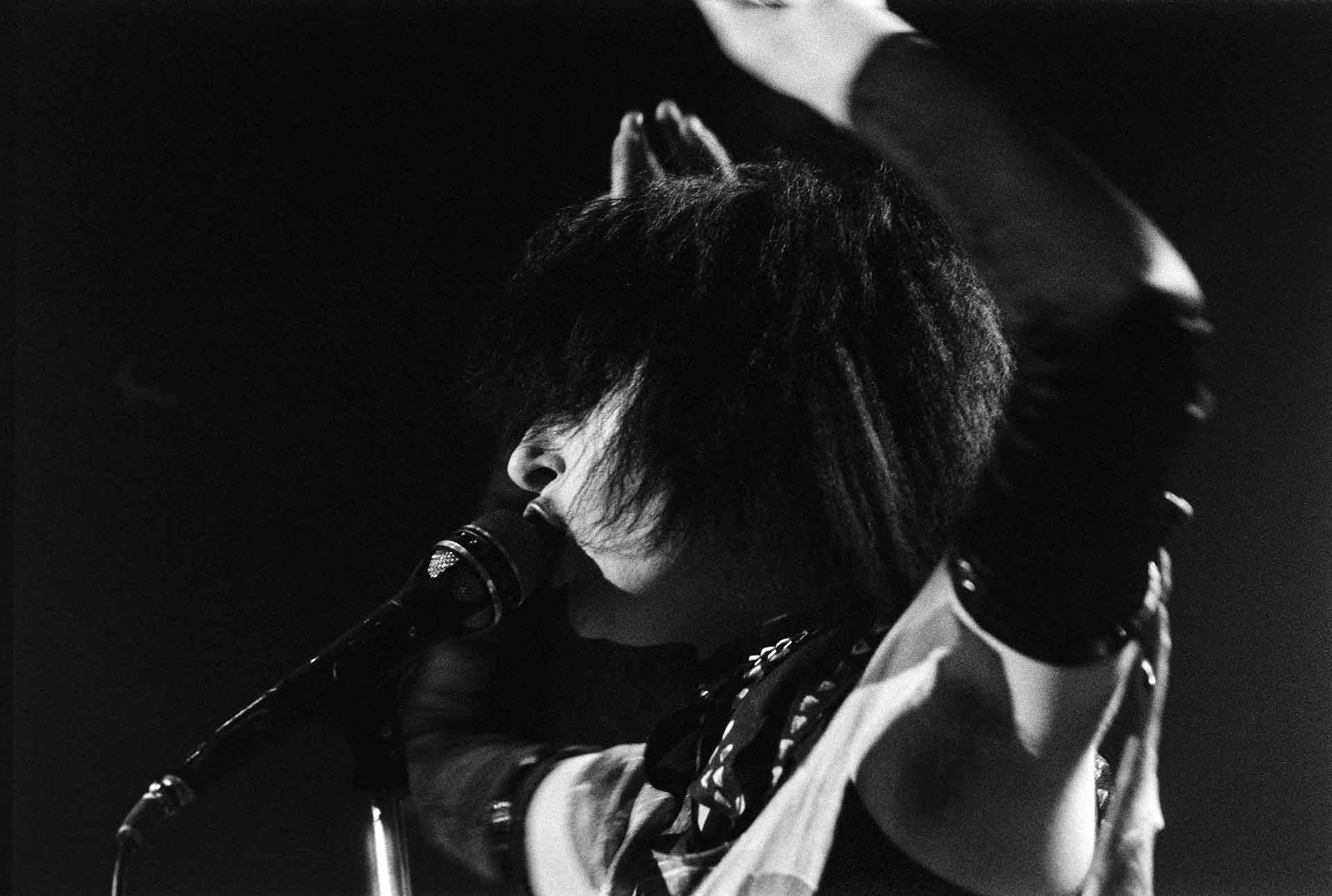 Live photos of experimental New Wave, Noise, Post-Punk, Industrial en Avantgarde bands inge-bekkers-photography-siouxsie-and-the-banshees-pandora-music-box-1983-live-alternative-bands-0342-fotografie