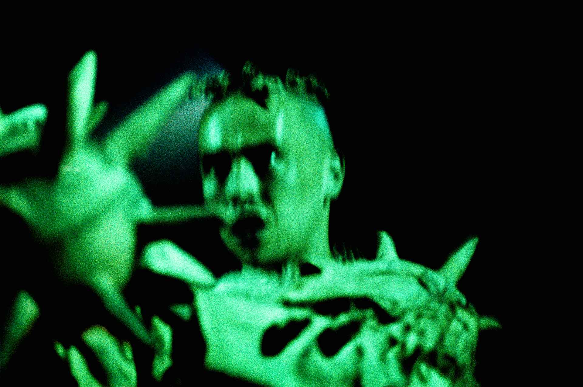 Live photos of experimental New Wave, Noise, Post-Punk, Industrial en Avantgarde bands inge-bekkers-photography-meat-beat-manifesto-tegentonen-paradiso-1989-live-alternative-bands-photography-5915
