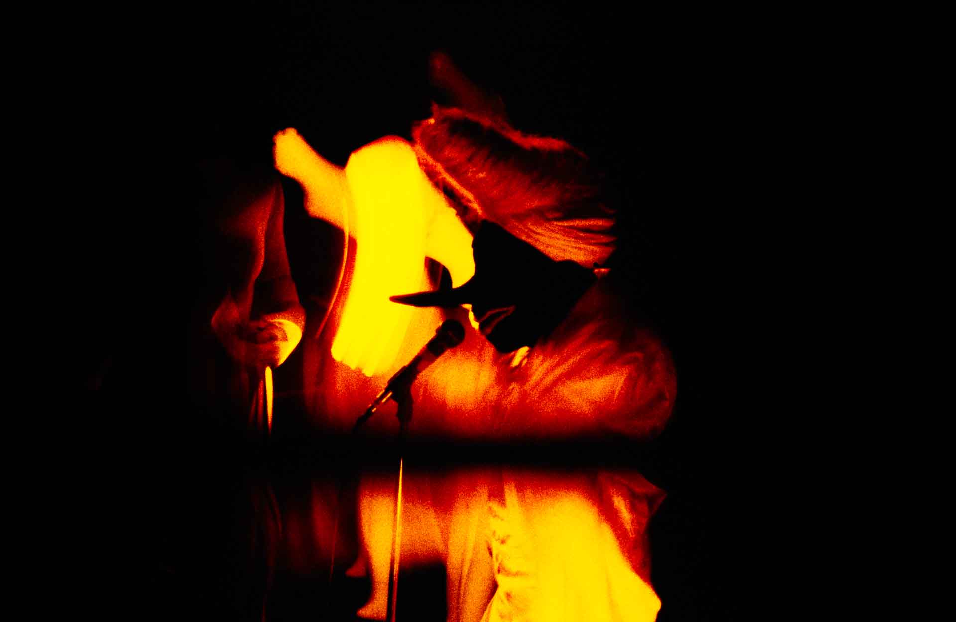Live photos of experimental New Wave, Noise, Post-Punk, Industrial en Avantgarde bands inge-bekkers-photography-residents-stopera-muziektheater-live-alternative-bands-0059-fotografie