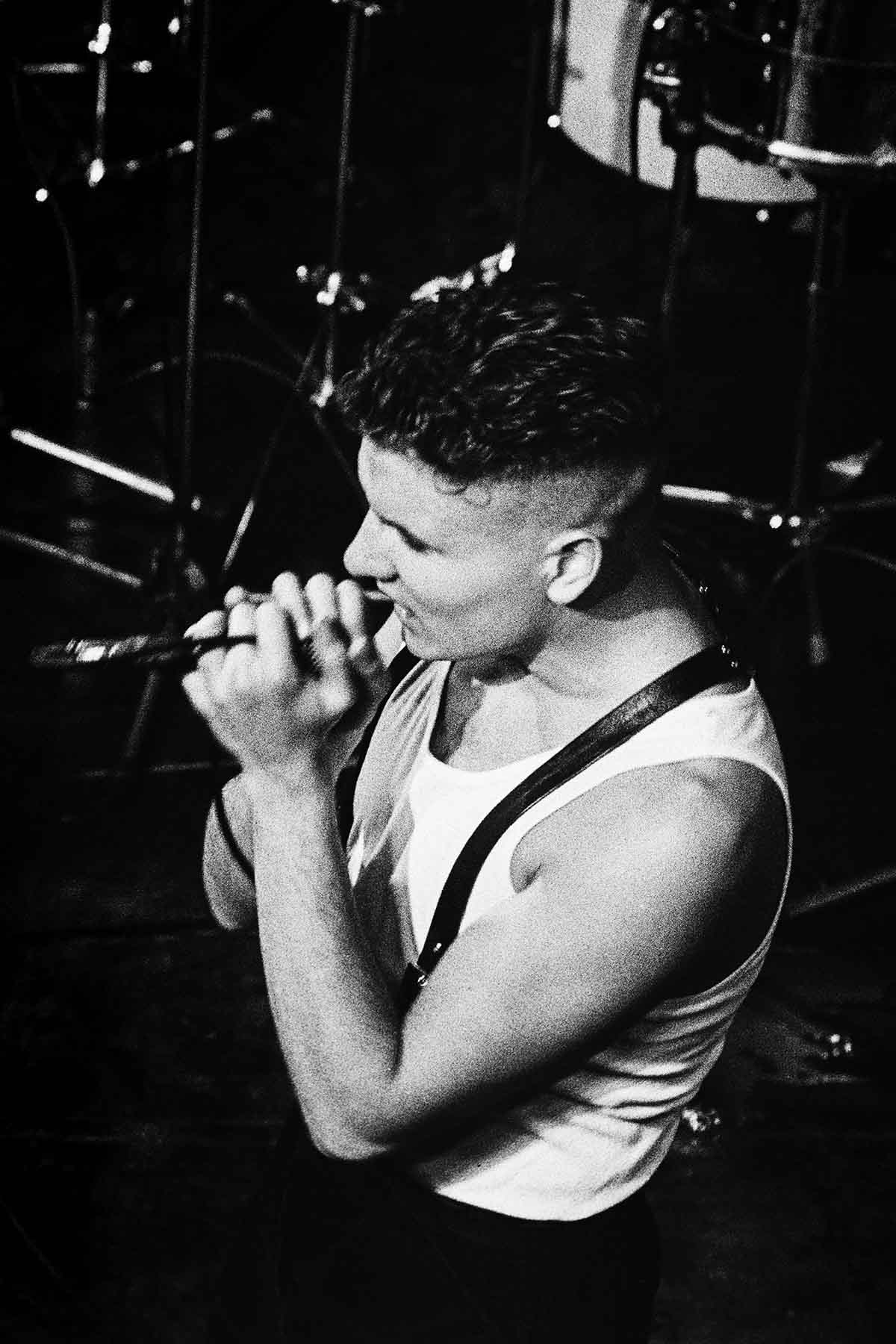 Live photos of experimental New Wave, Noise, Post-Punk, Industrial en Avantgarde bands inge-bekkers-photography-nitzer-ebb-tegentonen-paradiso-live-alternative-bands-1694-fotografie