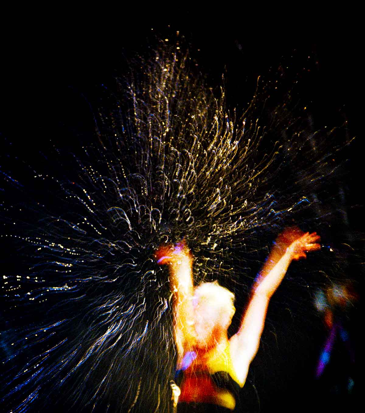Live photos of experimental New Wave, Noise, Post-Punk, Industrial en Avantgarde bands inge-bekkers-photography-von-magnet-computador-zomerfestival-amsterdam-live-alternative-bands-5771-fotografie
