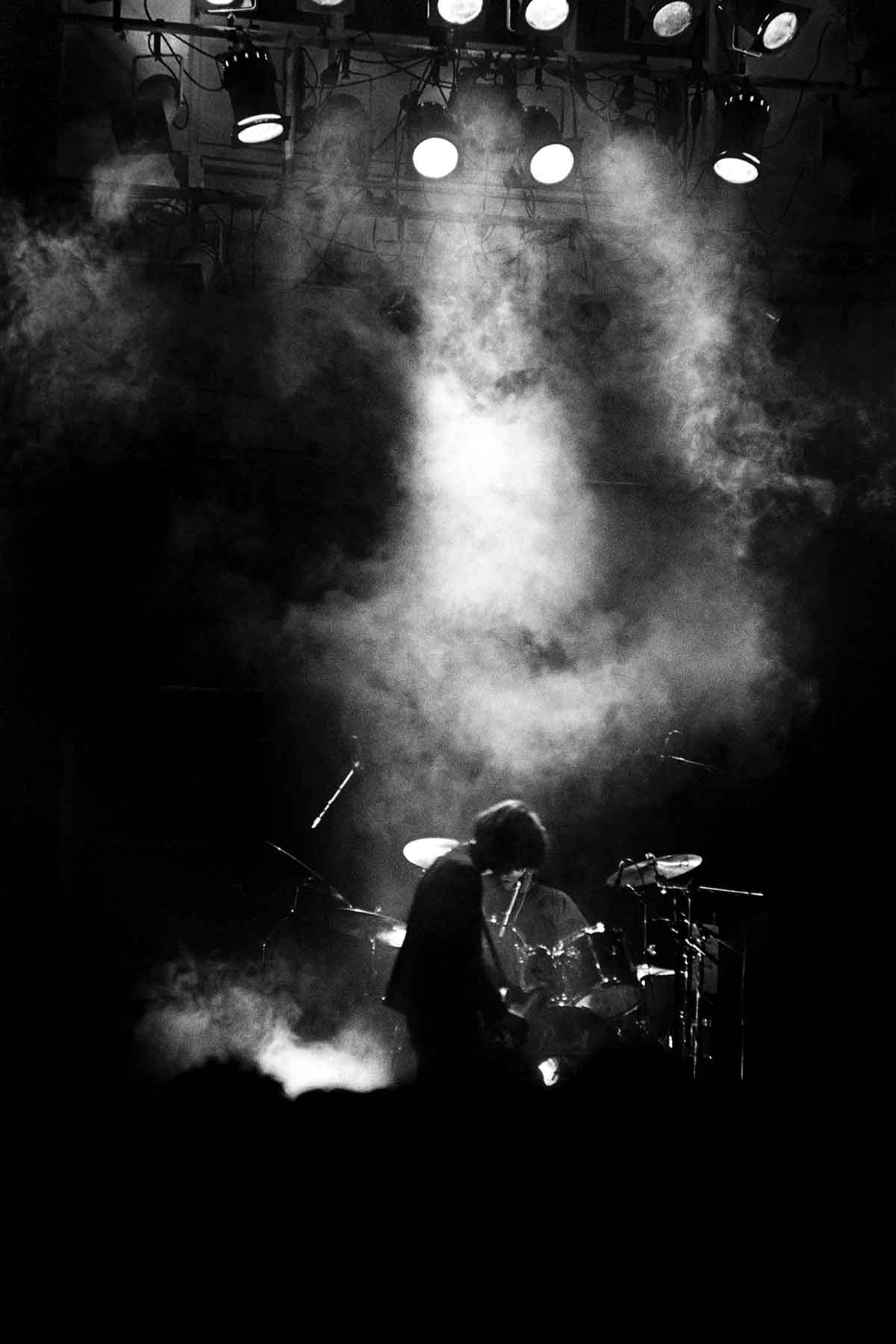 Live photos of experimental New Wave, Noise, Post-Punk, Industrial en Avantgarde bands inge-bekkers-photography-slowdive-tegentonen-paradiso-1992-live-alternative-bands-fotografie-4400