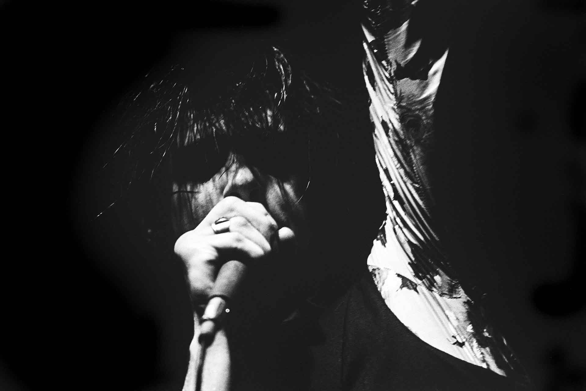 Live photos of experimental New Wave, Noise, Post-Punk, Industrial en Avantgarde bands inge-bekkers-photography-nick-cave-effenaar-live-alternative-bands-0700-fotografie